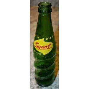 Vintage Swirl Squirt Bottle 10 Oz. 1969 L6 430 22 GUC